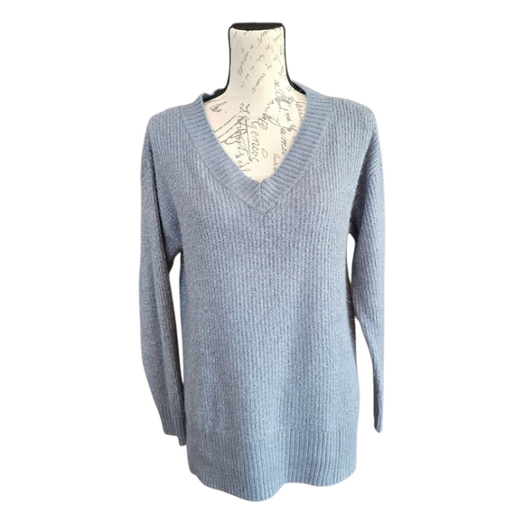 Nine West Sweaters - Nine West Light Blue Metallic Long Sleeve Tunic Sweater M